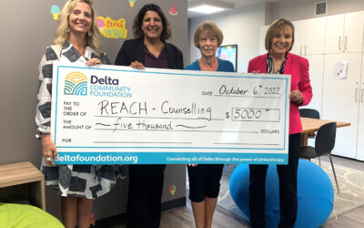 Delta Community Foundation Donates to Reach Society